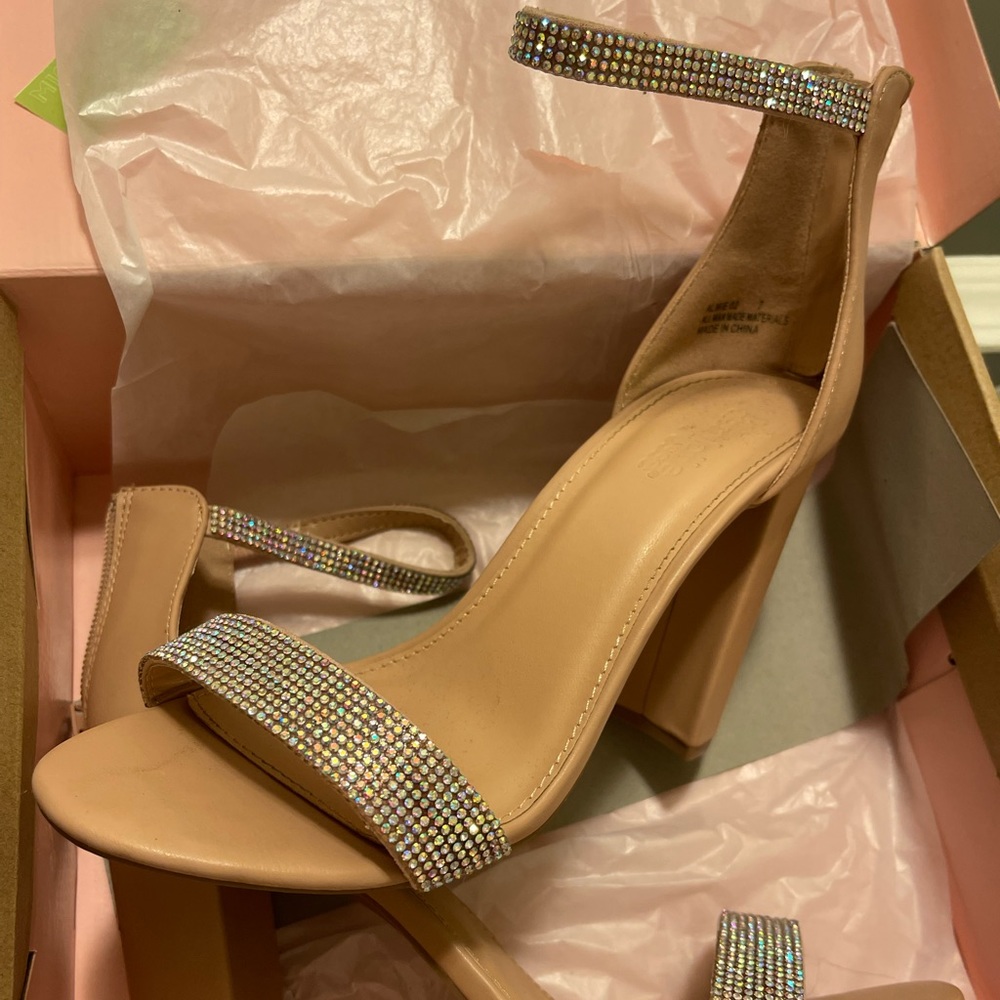 Womens heels
